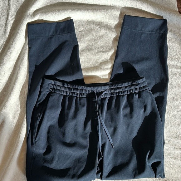 Lululemon Women’s sz Small, navy - Picture 2 of 6